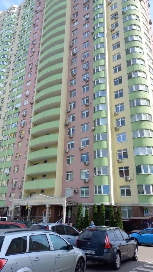 키예프 1 Поверх Ж К Паркові Озера Метро Дарниця 아파트 외부 사진