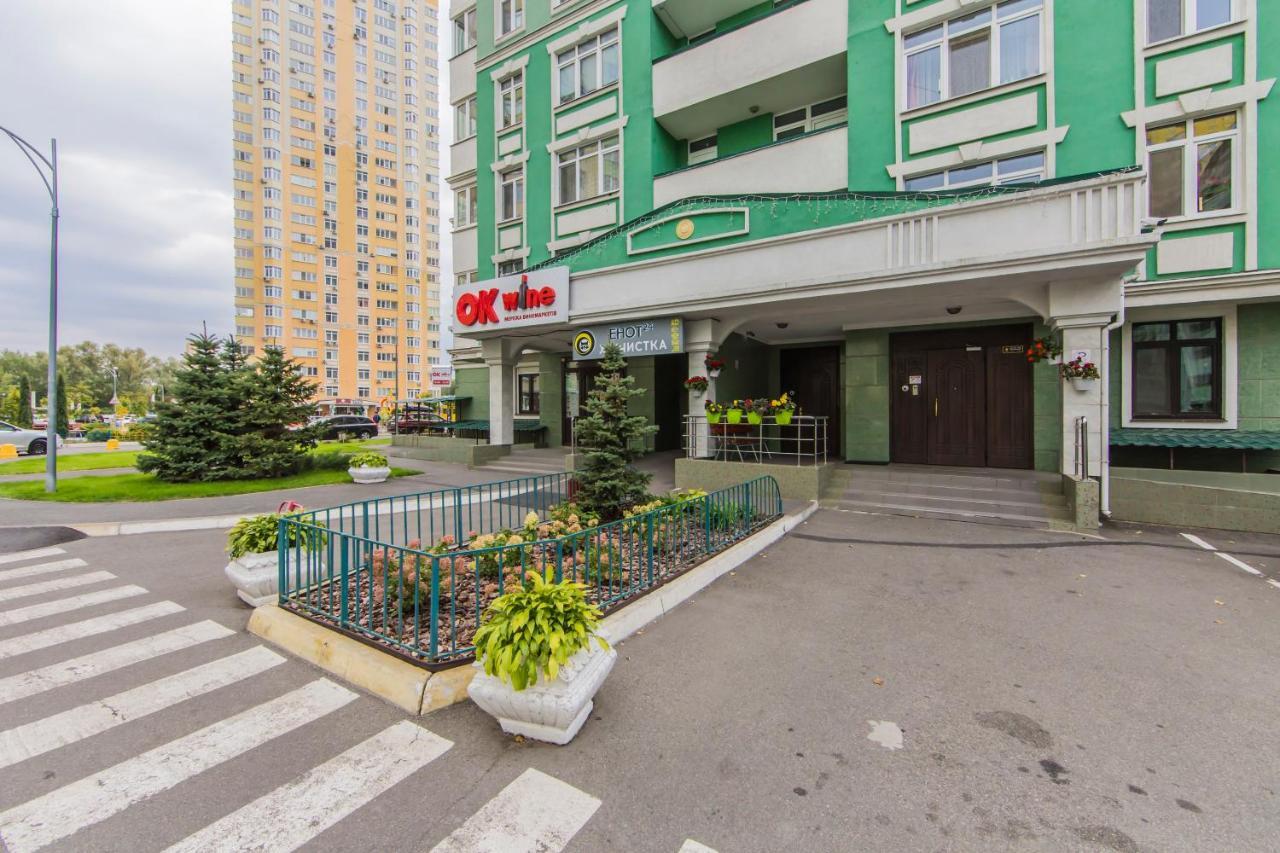 키예프 1 Поверх Ж К Паркові Озера Метро Дарниця 아파트 외부 사진